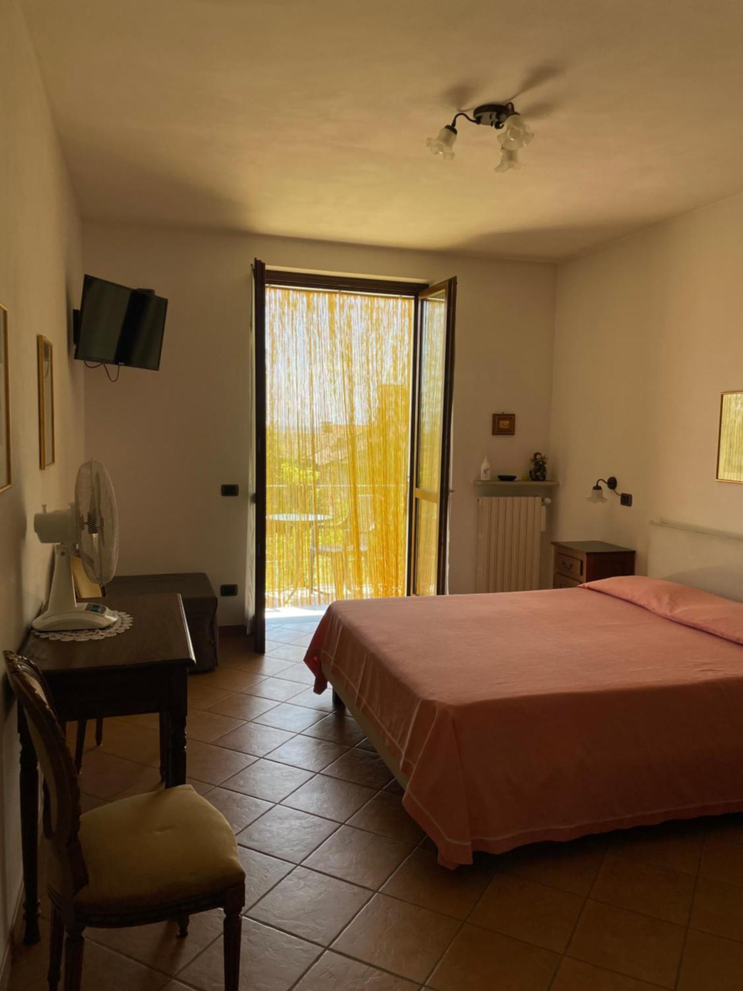 Agriturismo Le Viole Barolo Exteriér fotografie